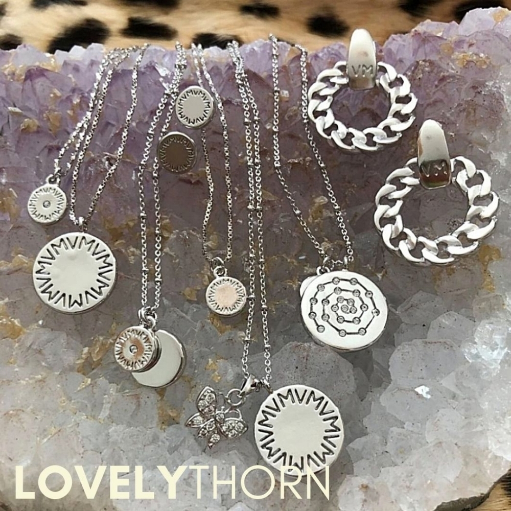 VANESSA MOONEY // ltd ed vm the royals collection logo pendant silver necklace